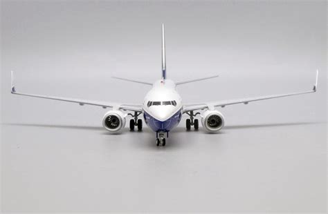 ScaleModelStore JC Wings 1 200 XX2496 Ryanair Boeing 737 800