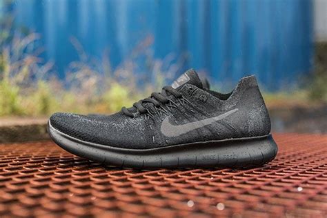 Nike Free Rn Flyknit 2017 (Triple Black) - Sneaker Freaker