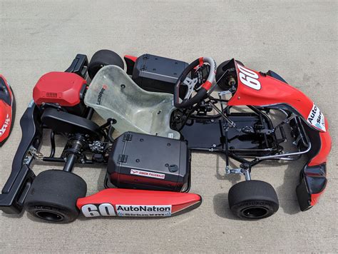 Hondas Electric Go Kart Shows Off Its Easily Swappable Battery System