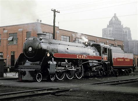 Streamlined steam locomotives - Trains