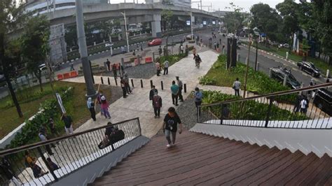 Hal Menarik Taman Literasi Blok M Beserta Rutenya Tempo Co