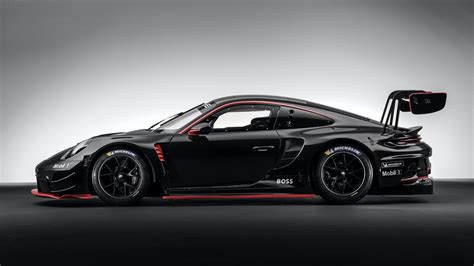 Porsche 911 GT3 R (2023) - picture 6 of 14