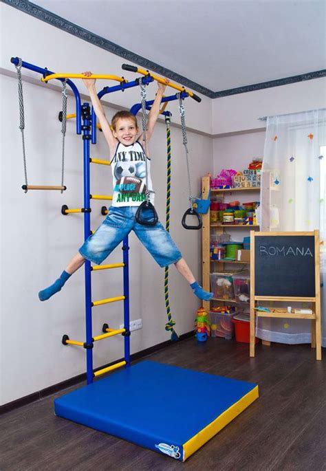 small-diy-indoor-kids-playground - Housetodecor.com