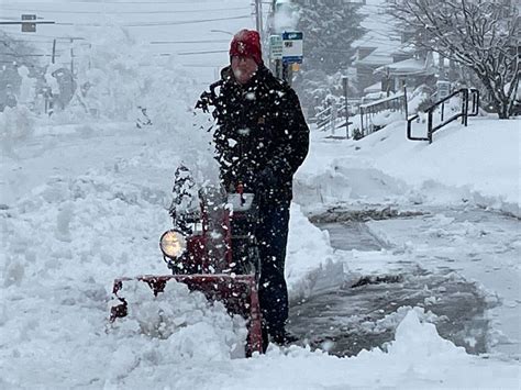 Allentown weather: Snow moves out of the Lehigh Valley, thousands remain without power still