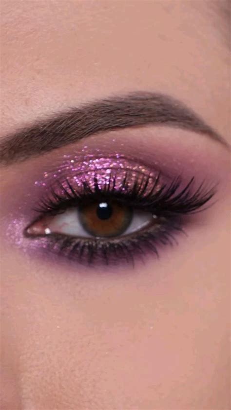 Pin By Muskan Sahu On Pins By You Purple Eye Makeup Pink Eye Makeup