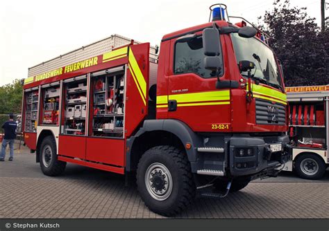 Einsatzfahrzeug Kalkar Uedem Feuerwehr Fw Geräterüstfahrzeug 1 Los