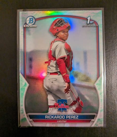 2023 Bowman Rickardo Perez Chrome 1st Bowman Lunar Glow Refractor BCP