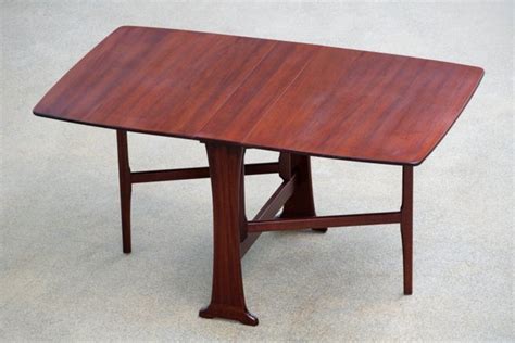 Table Pliante Scandinave Vintage En Vente Sur Pamono