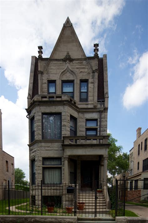 » Romanesque Greystone in Washington Park | Chicago Patterns