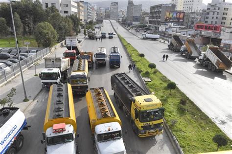 بالصور يوم غضب في لبنان احتجاجًا على الأوضاع المعيشية التلفزيون