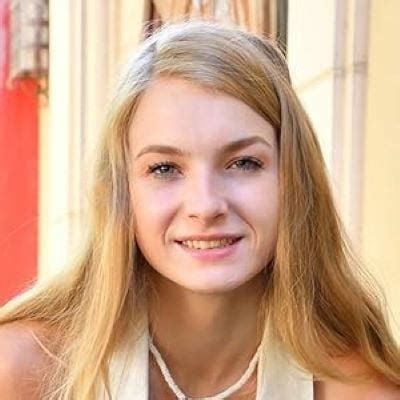 Hanna Hawthorne VR Porn Videos VRPorn