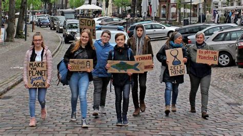 Fehmaraner Schüler demonstrieren im Rahmen von Fridays for Future für