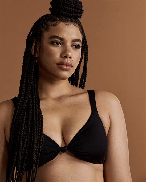 VITAMIN A ECOLUX Zuri Bralette Bikini Top Black Bikini Village