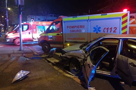 Accident Ntre Un Autoturism I Un Autobuz N Ploie Ti Pe Strada