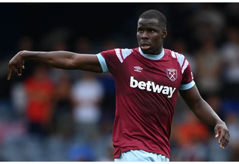 West Ham Timeline Revealed For Kurt Zouma Injury After Small Operation