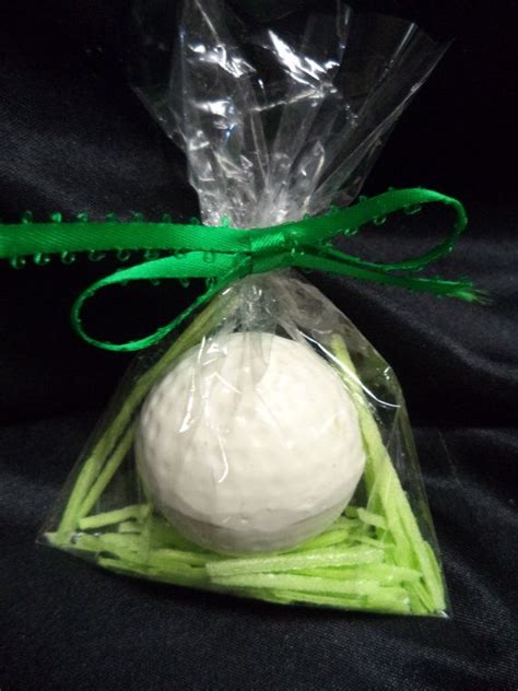 12 Golf Balls 3d Solid Chocolate Nestled In Edible Grass Individual