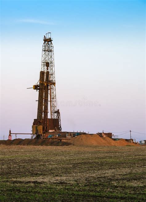 5+ Shale gas Free Stock Photos - StockFreeImages