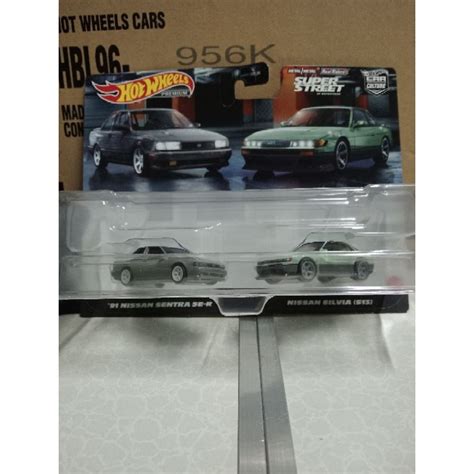 Hot Wheels Premium Twin Pack Nissan Sentra Se R Nissan Silvia S