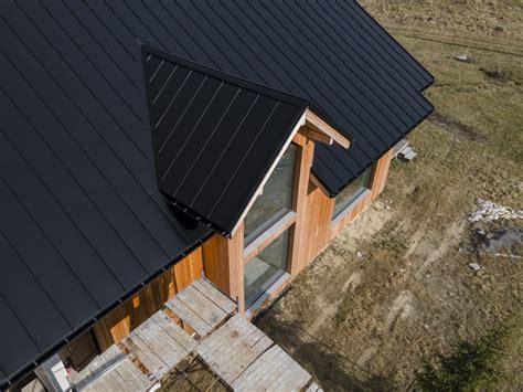 Metal Roof Cabin Choosing Durability And Style For Your Cabin Roof