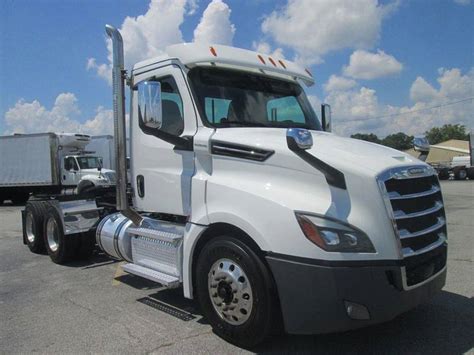 2020 Freightliner Cascadia 126 For Sale Day Cab Dcj3946