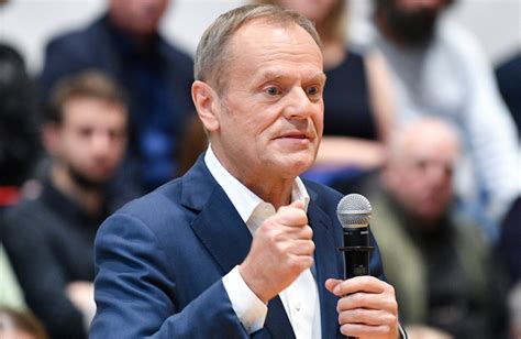 Tusk ostro do Kaczyńskiego Przegrywa pan wojnę Czas na akt PiS