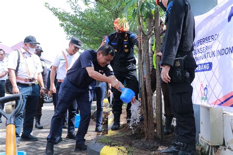 Gerakan Satu Juta Pohon Kai Divre Iii Tanam Pohon Dan Hijaukan Stasiun Secara Serentak