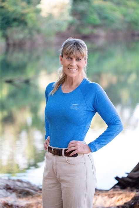 10 Hot Terri Irwin Bikini Pics