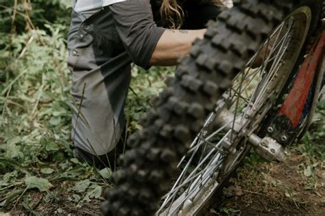 Best Dirt Bike Tire Pressure All You Should Know