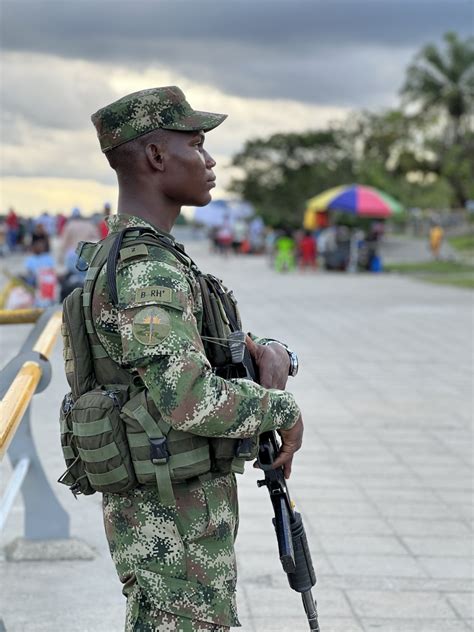 Fuerzas Militares De Colombia On Twitter Ning N Obst Culo Nos Detiene