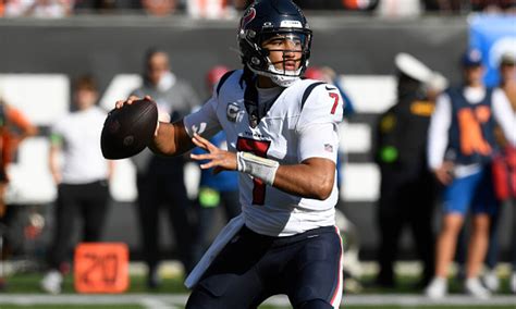 Nfl Dfs Week Qb Coach Top Draftkings Fanduel Picks Fantasy Alarm