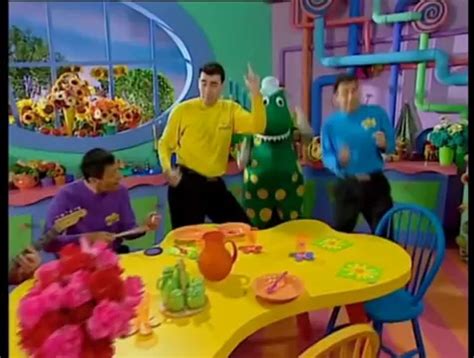 The Wiggles Tv Series 2 Dancing Video Dailymotion