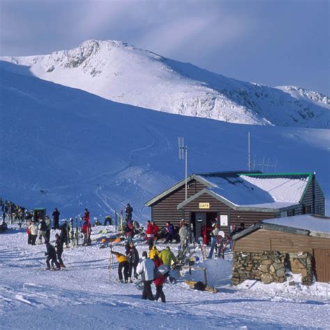 Best Ski Resorts in Scotland | Skiing in Scotland