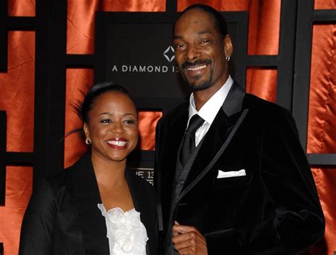 The Scoop On Shante Broadus’ Marriage To Snoop Dogg – The Affairs ...