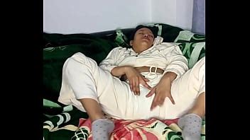 AMATEUR EMPIEZA SU DÍA CON UN BUEN SQUIRT AQUÍ EN XVIDEOS 2024 XVIDEOS