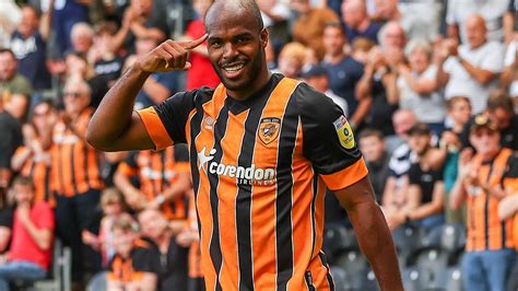 Estupi N Seguir Bajo Las Rdenes De Dawson En Hull City As Colombia