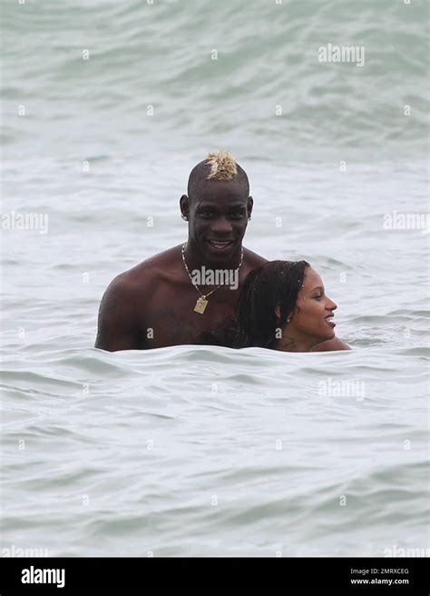 Italian Soccer Player Mario Balotelli And Fiancée Fanny Neguesha Hit The Beach In Miami The Hot