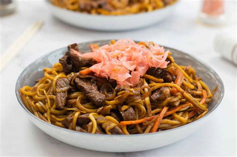 15 Minute Traditional Beef Yakisoba Jackslobodian