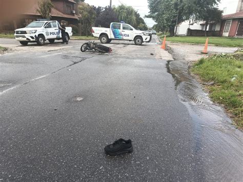 Mar del Plata un motociclista de 18 años escapaba de la policía a