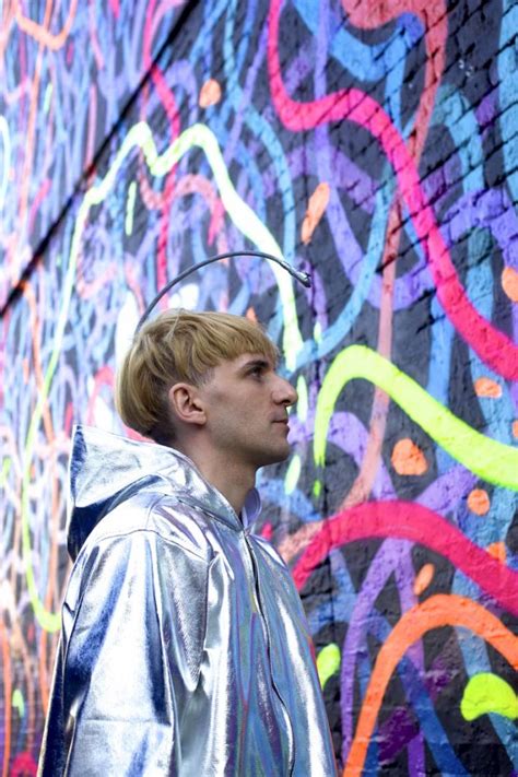 Arte Digital No The Barbican Em Londres Neil Harbisson Wearing The