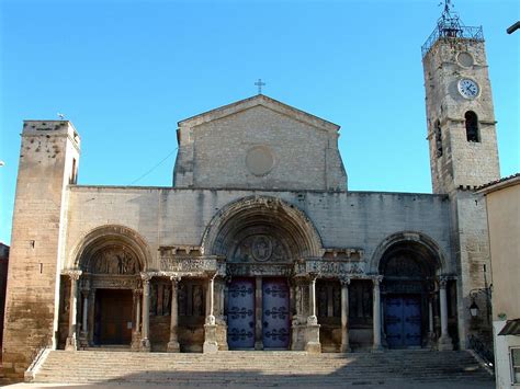 Abbaye De Saint Gilles Saint Gilles 1179 Structurae