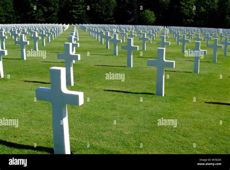 Graves at the Luxembourg American Cemetery Stock Photo - Alamy