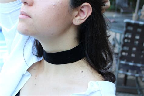 What Your Favorite Choker Style Says About You — Photos