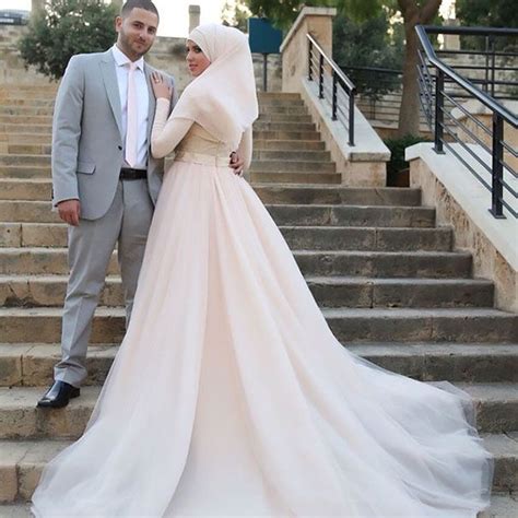 Brides Wearing Hijabs On Their Big Day Look Absolutely Stunning