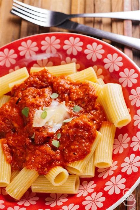 Macarrão Com Molho De Tomate