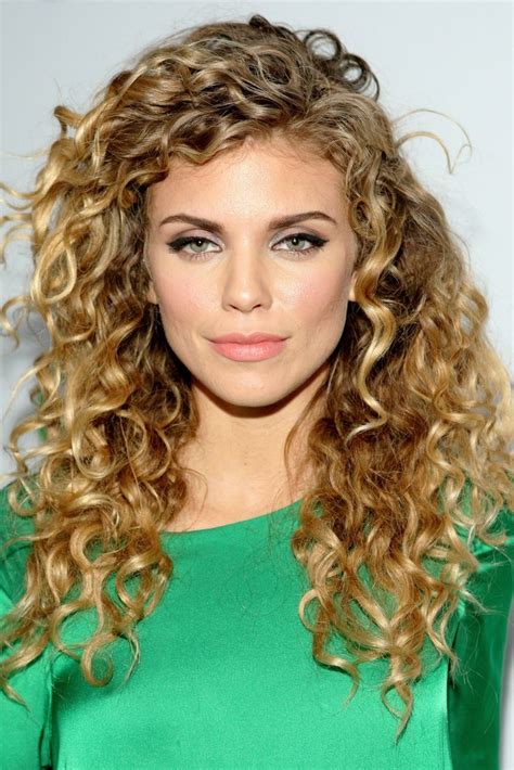 Lets Know How To Maintain Your Long Naturally Curly Hairstyles Best Curly Hairstyles