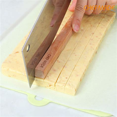 CHEFMADE Wooden Stick (WK9262) – Wheat