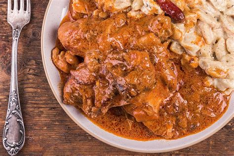 Quick And Easy Hungarian Chicken And Paprikash Recipe A Rich One Pan Chicken Dinner Us Today