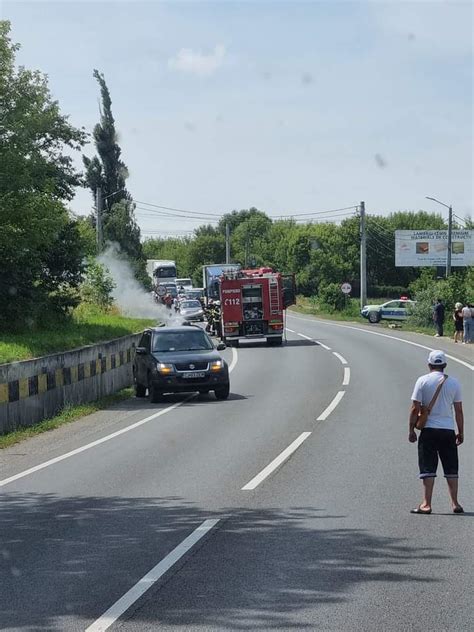 Foto Accident Urmat De Incendiu N Gil U Trei Persoane Au Ajuns La