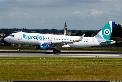 Ec Lzd Iberojet Airbus A Wl Photo By Daniel Nagy Id