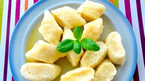 Pierogi leniwe Jak zrobić Smakowite Dania CDA